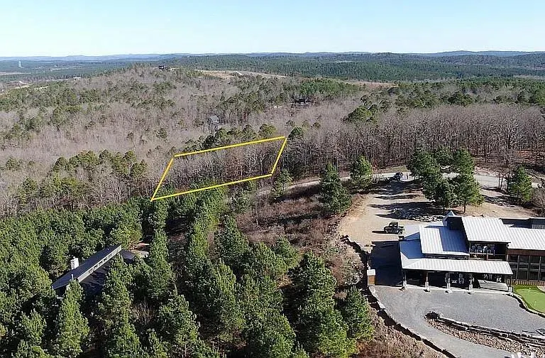Photo 8 — 622 Woodland Bluff Trail, Broken Bow, OK 74728