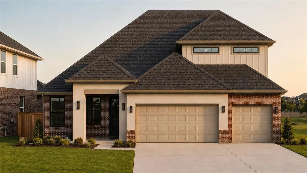 Front exterior — 16112 Navarra Way, Oklahoma City, OK 73170