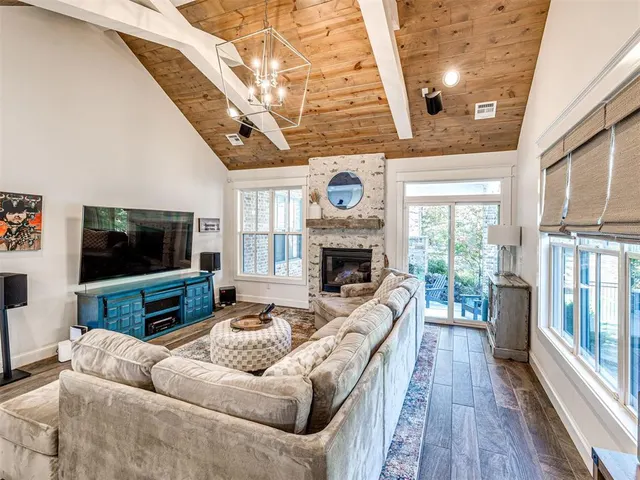 Photo 4 — 3325 Clock Tower Circle, Edmond, OK 73034