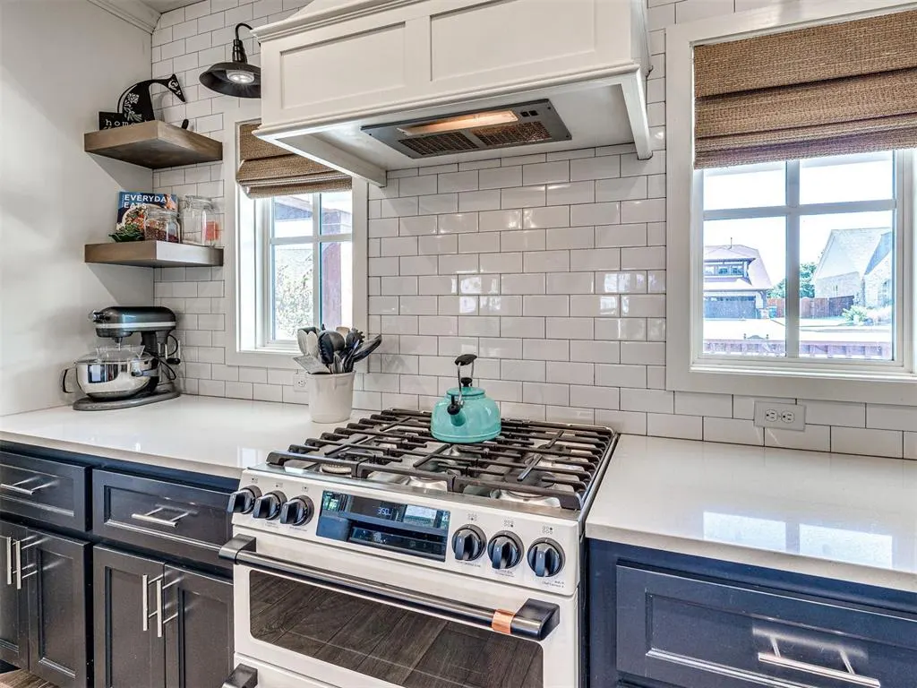 Photo 12 — 3325 Clock Tower Circle, Edmond, OK 73034