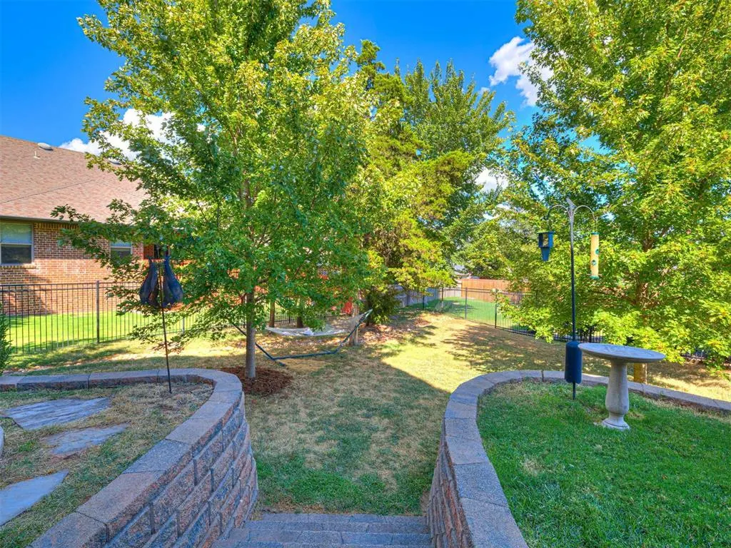 Photo 43 — 3325 Clock Tower Circle, Edmond, OK 73034
