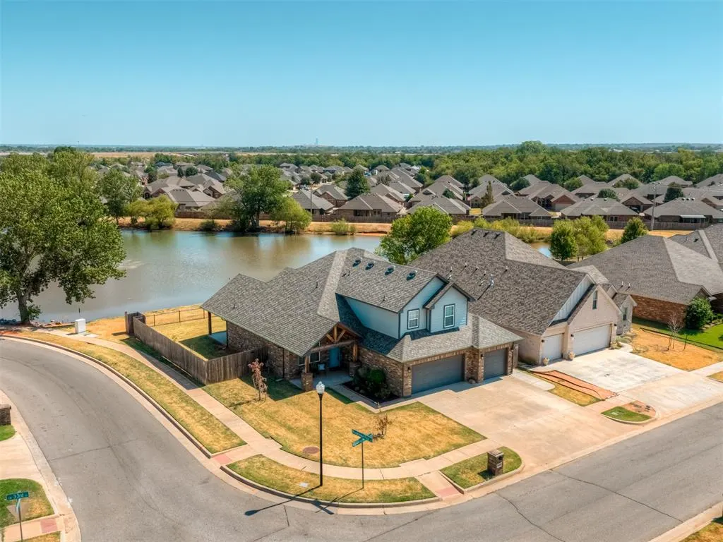 Front exterior — 3400 Upland Ridge Drive, Yukon, OK 73099