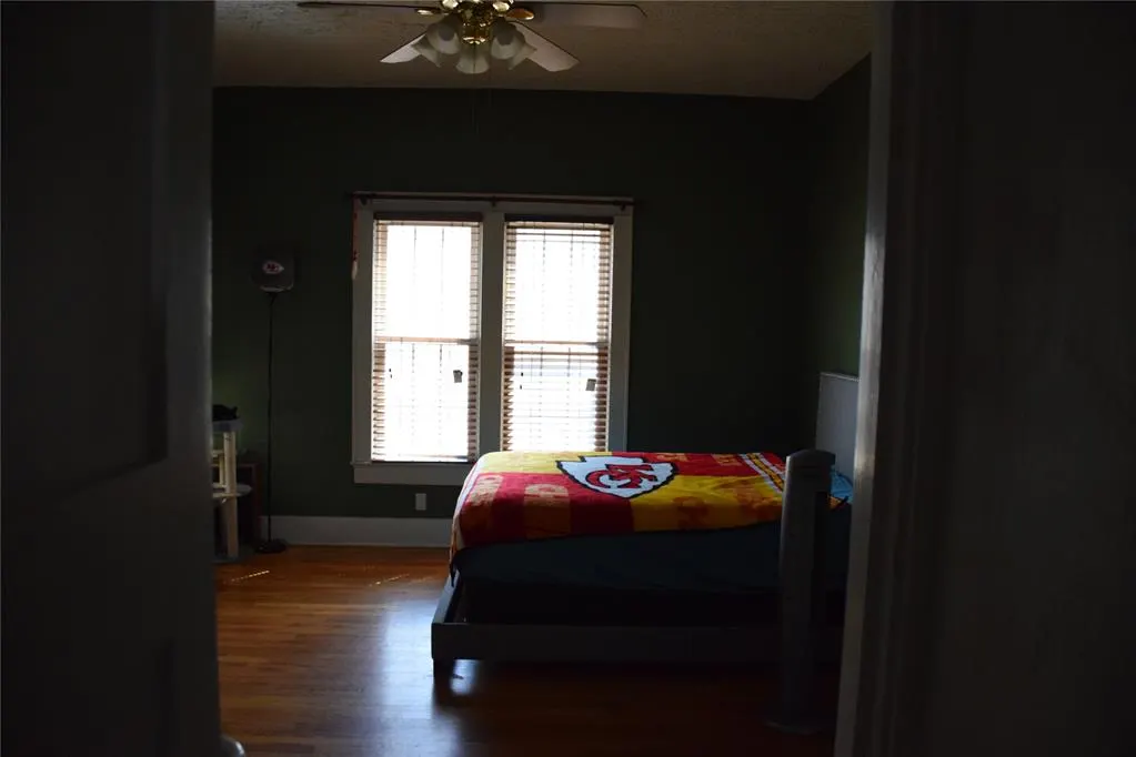Photo 21 — 404 S 9th Street, Clinton, OK 73601