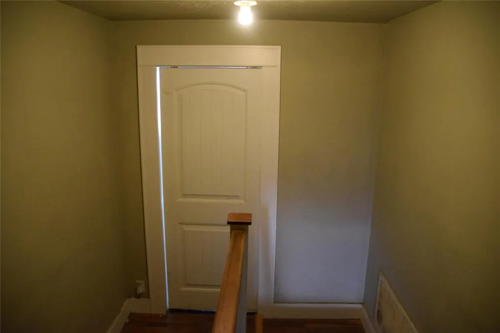 Photo 29 — 404 S 9th Street, Clinton, OK 73601