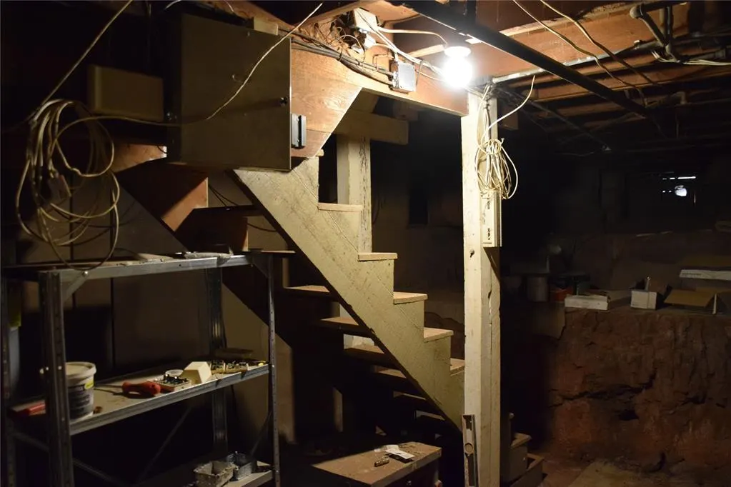 Photo 41 — 404 S 9th Street, Clinton, OK 73601