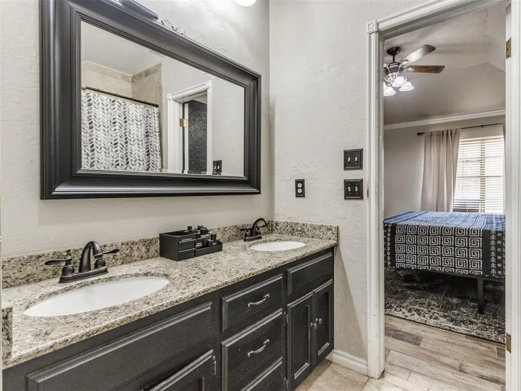 Photo 13 — 251 S Carolyn Drive, Choctaw, OK 73020