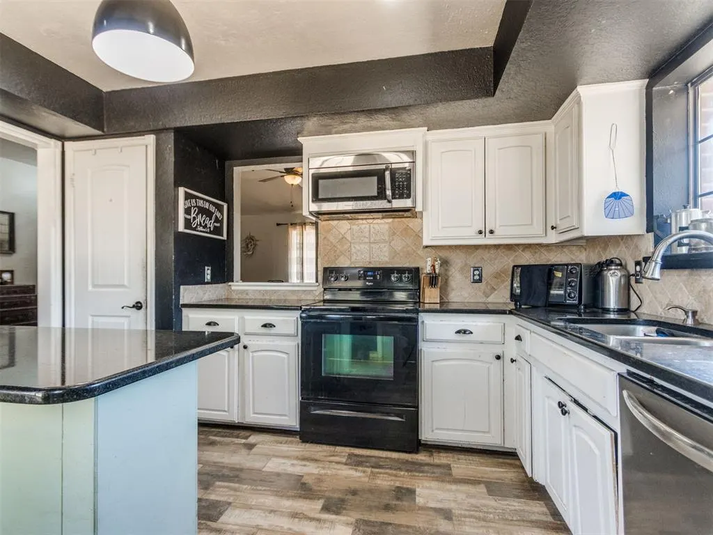 Photo 24 — 251 S Carolyn Drive, Choctaw, OK 73020