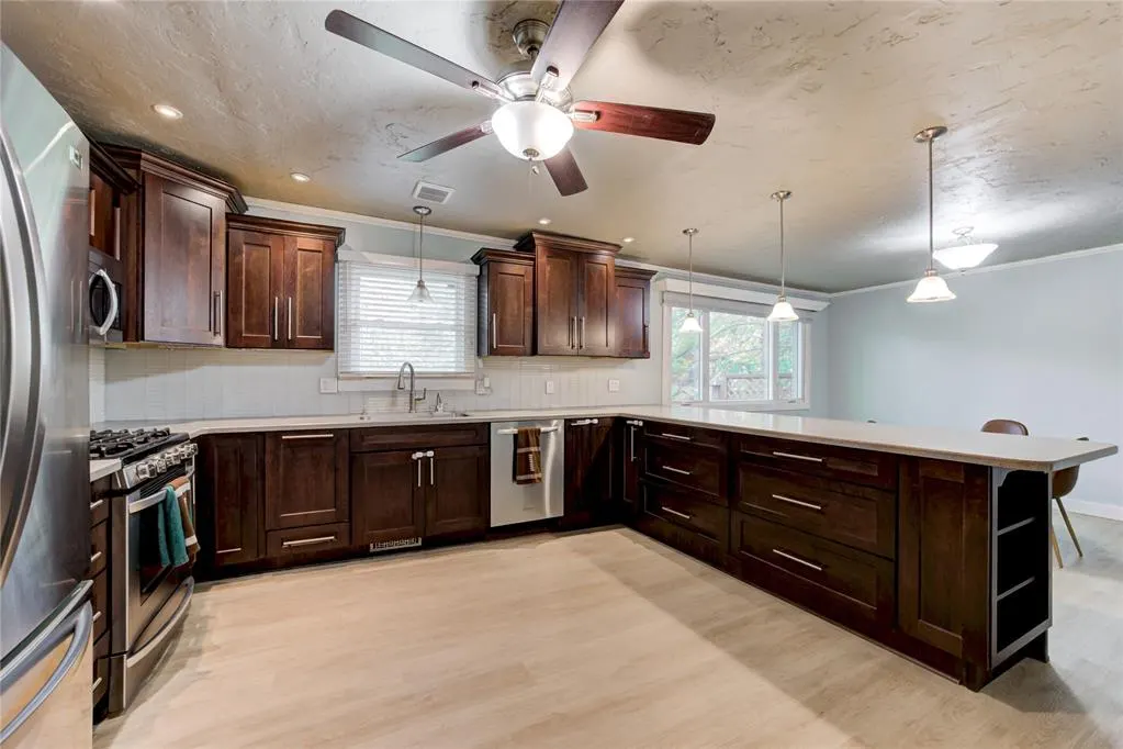 Photo 21 — 6300 Sunnybridge Court, Oklahoma City, OK 73132