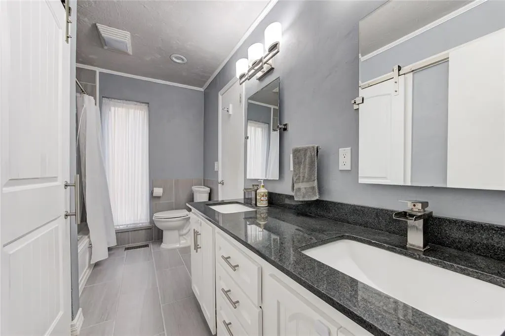 Photo 37 — 6300 Sunnybridge Court, Oklahoma City, OK 73132