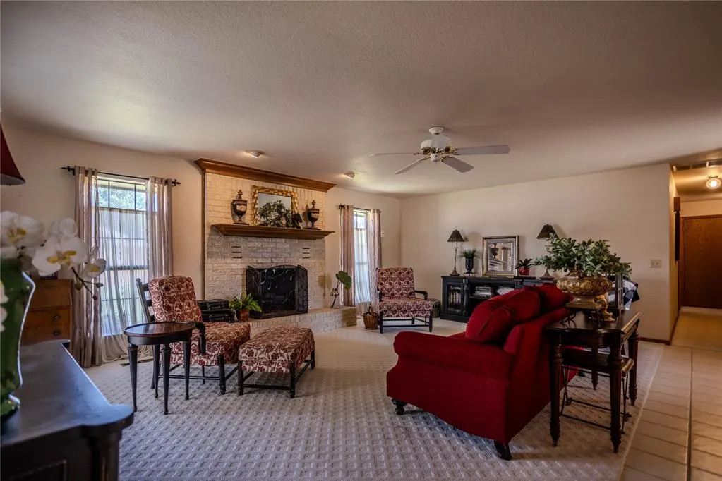 Photo 7 — 1401 Timber Creek, Weatherford, OK 73096
