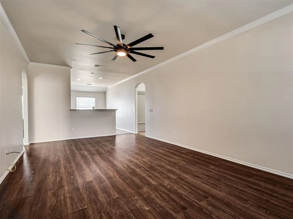 Photo 7 — 11440 SW 25th Street, Yukon, OK 73099