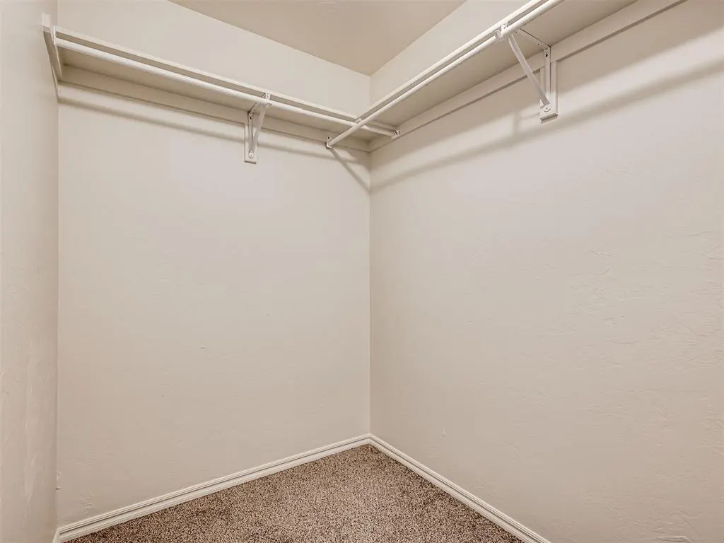 Photo 21 — 11440 SW 25th Street, Yukon, OK 73099