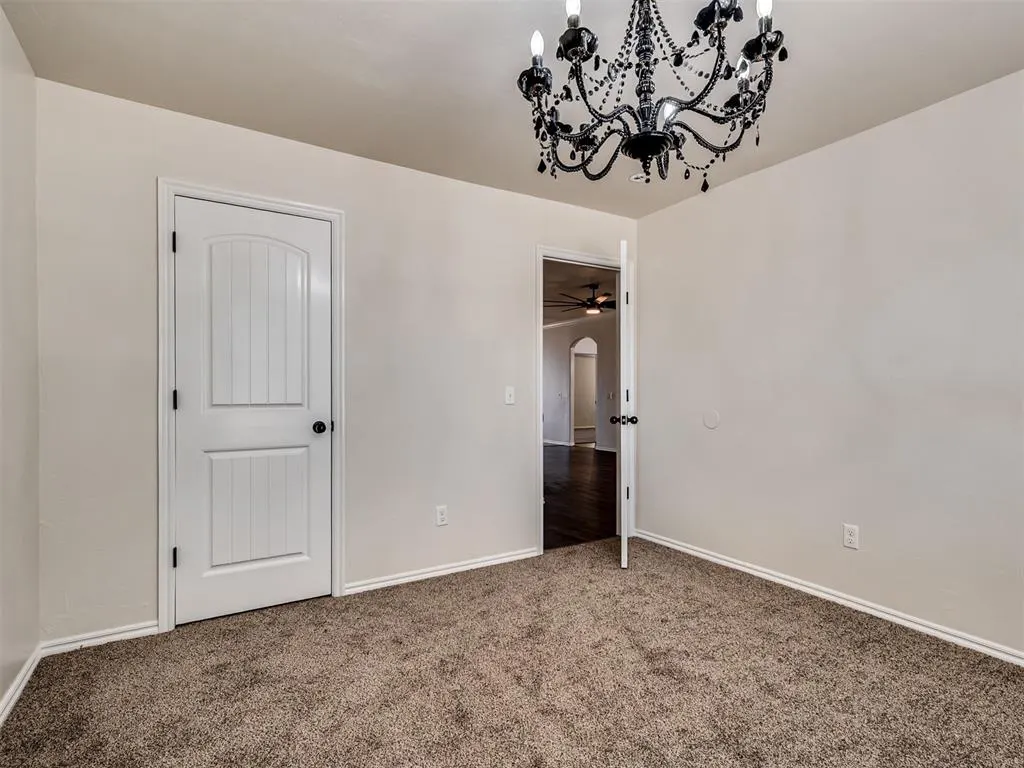 Photo 24 — 11440 SW 25th Street, Yukon, OK 73099