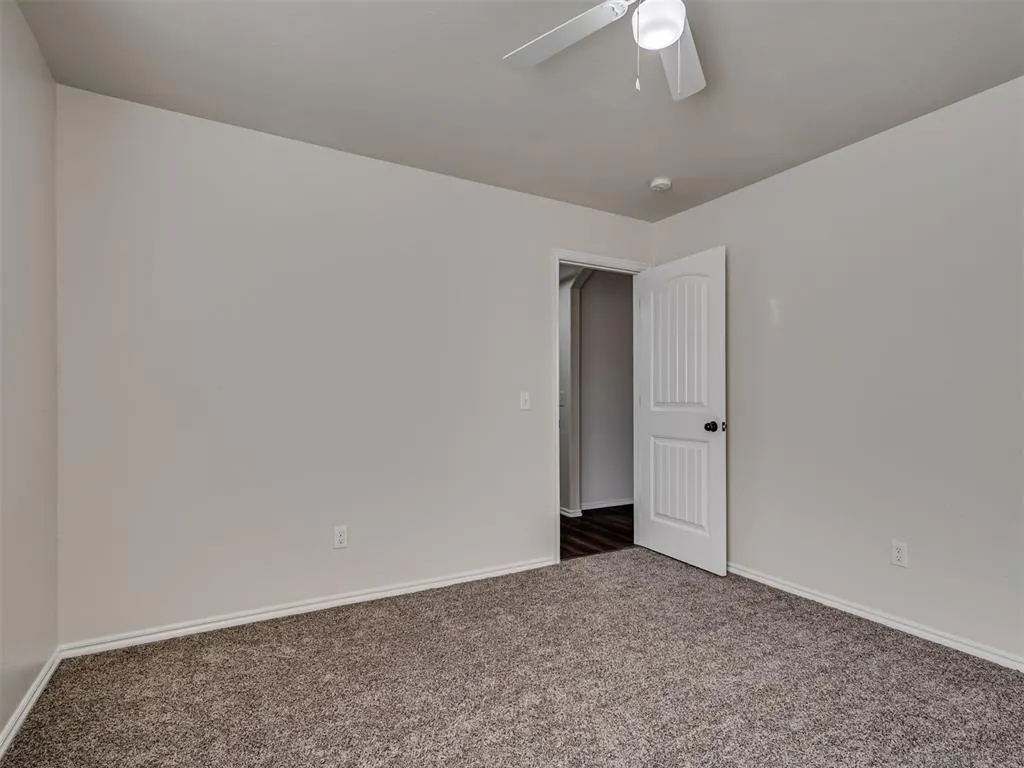 Photo 27 — 11440 SW 25th Street, Yukon, OK 73099