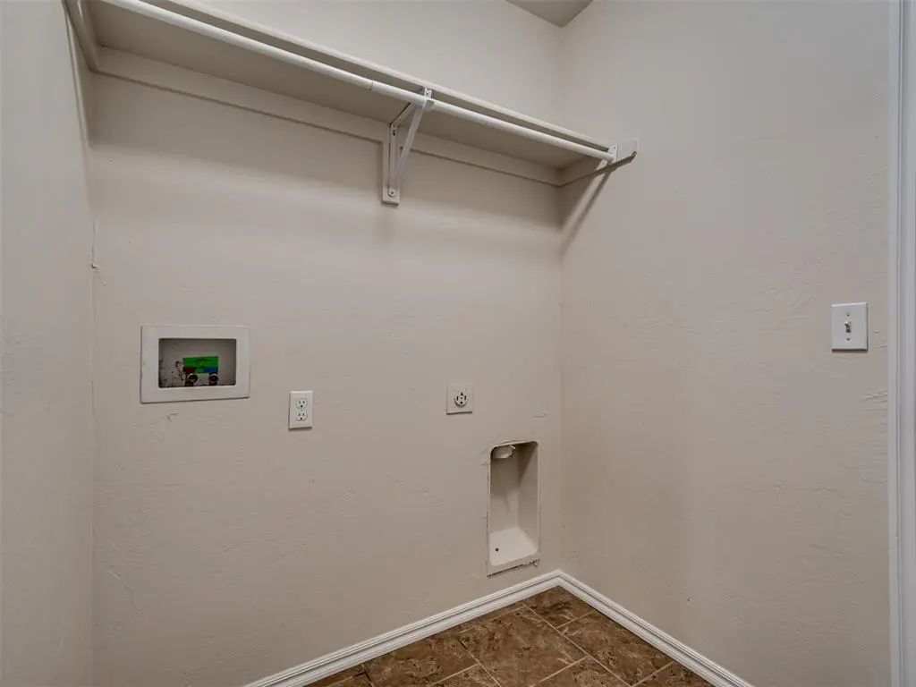 Photo 32 — 11440 SW 25th Street, Yukon, OK 73099