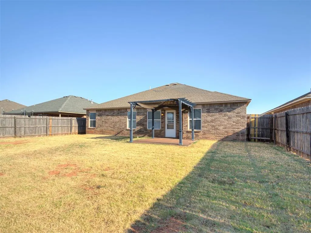 Photo 34 — 11440 SW 25th Street, Yukon, OK 73099