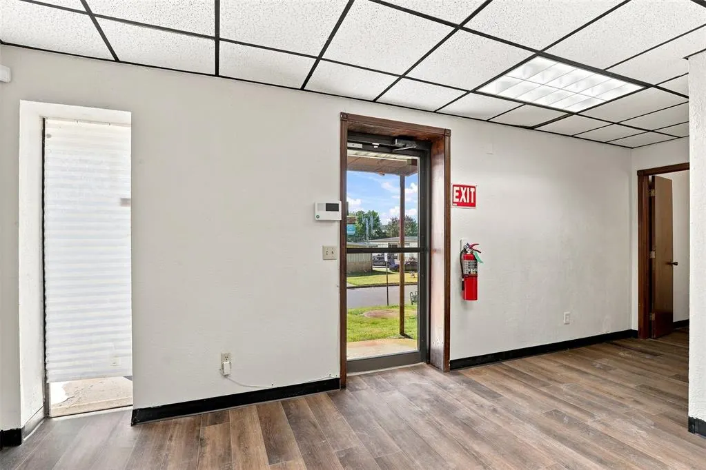 Photo 4 — 3439 Charleston Road, Norman, OK 73069