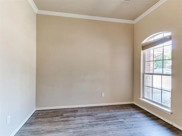 Photo 8 — 400 W 10th Street, Edmond, OK 73003