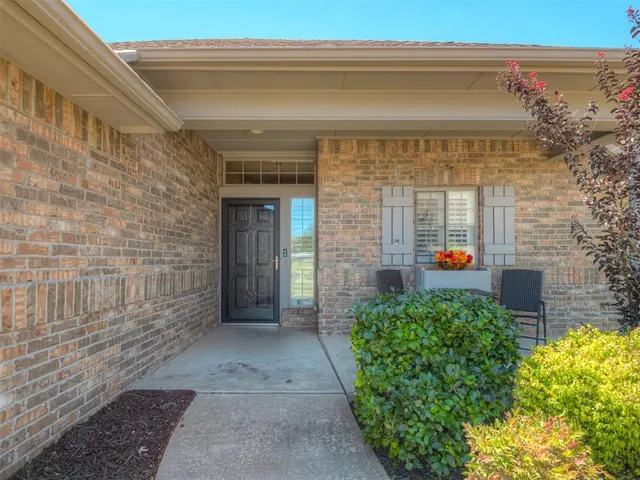 Photo 3 — 540 SW 125th Terrace, Oklahoma City, OK 73170