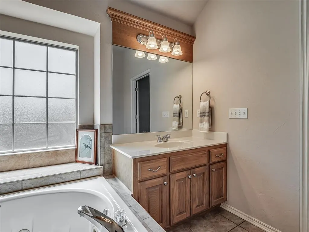Photo 29 — 540 SW 125th Terrace, Oklahoma City, OK 73170
