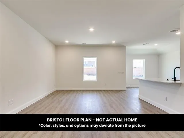 Photo 6 — 1108 E Jackrabbit Lane, Mustang, OK 73064
