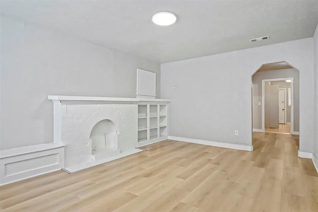 Photo 14 — 521 SW 24th Street, Oklahoma City, OK 73109