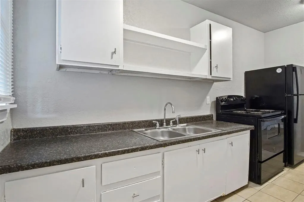Photo 20 — 521 SW 24th Street, Oklahoma City, OK 73109