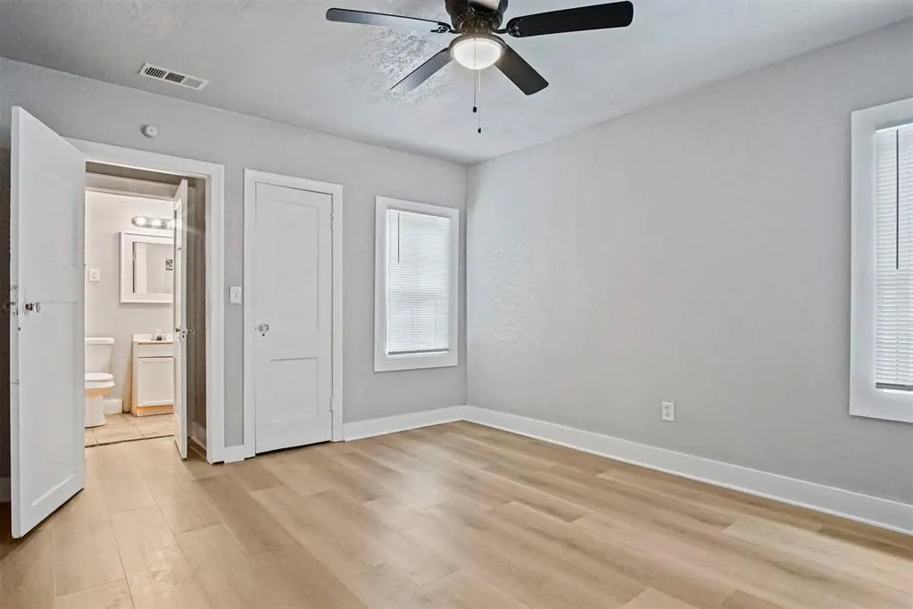 Photo 40 — 521 SW 24th Street, Oklahoma City, OK 73109