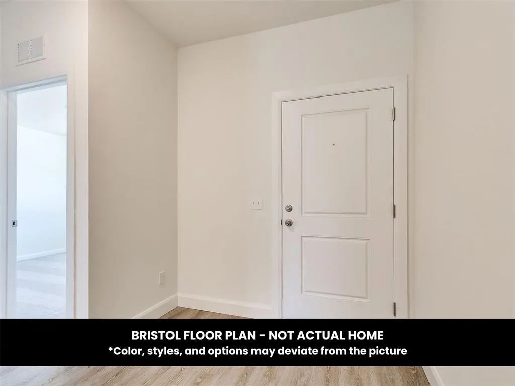 Photo 4 — 1120 S Bear Lane, Mustang, OK 73064