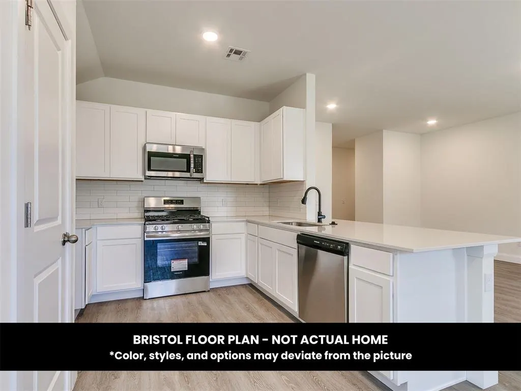 Photo 11 — 1120 S Bear Lane, Mustang, OK 73064