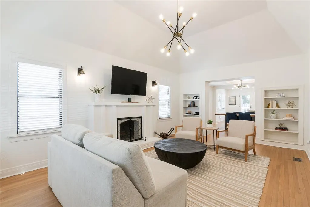 Photo 2 — 2529 NW 22nd Street, Oklahoma City, OK 73107