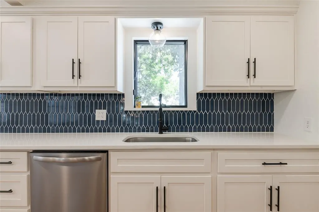 Photo 6 — 2529 NW 22nd Street, Oklahoma City, OK 73107