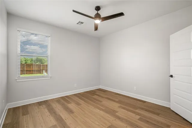 Photo 5 — 3101 Evyn Boulevard, Yukon, OK 73099