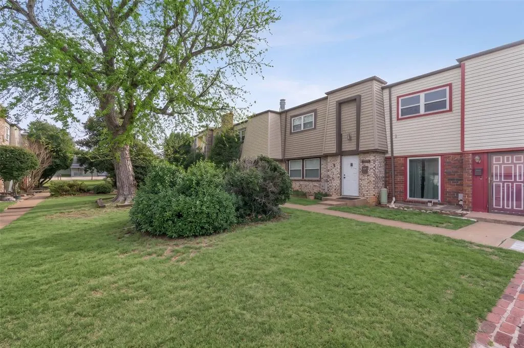Front exterior — 3326 Rock Creek Way, Oklahoma City, OK 73120