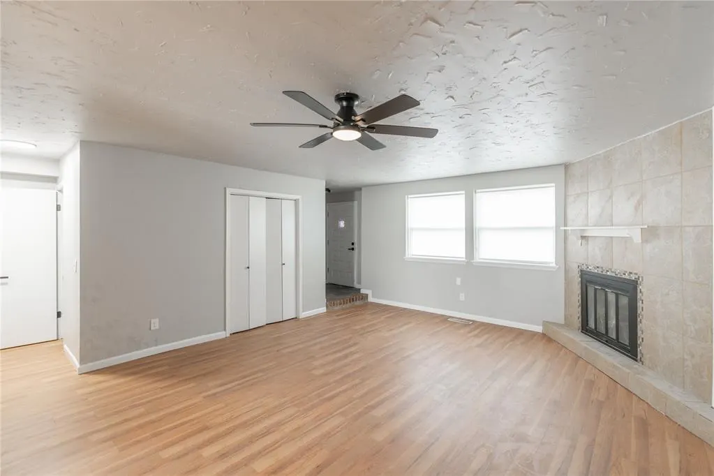 Photo 5 — 3326 Rock Creek Way, Oklahoma City, OK 73120