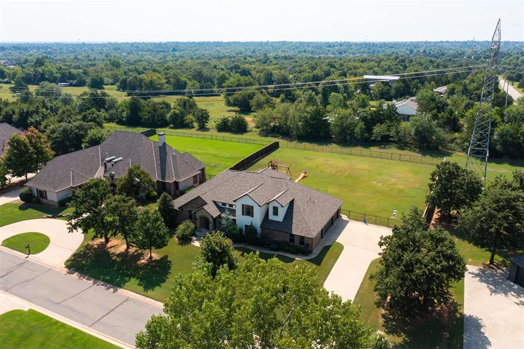 Photo 44 — 1020 Ascot, Edmond, OK 73034