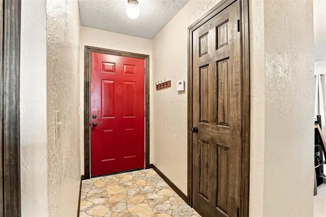 Photo 7 — 602 Annawood Drive, Yukon, OK 73099