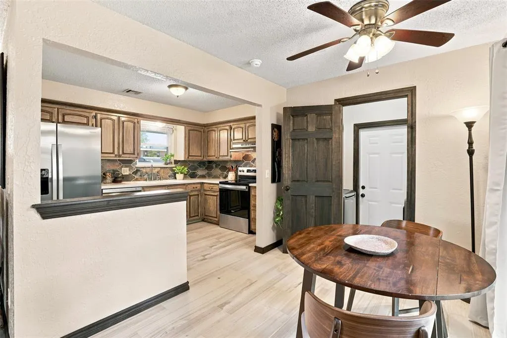 Photo 10 — 602 Annawood Drive, Yukon, OK 73099