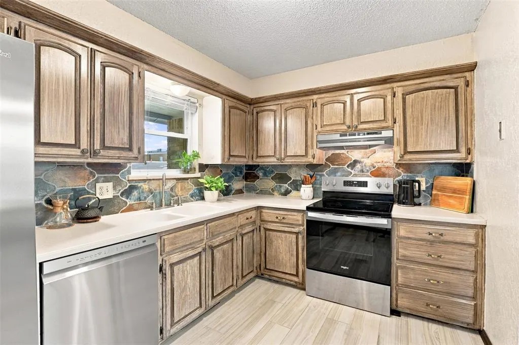 Photo 12 — 602 Annawood Drive, Yukon, OK 73099