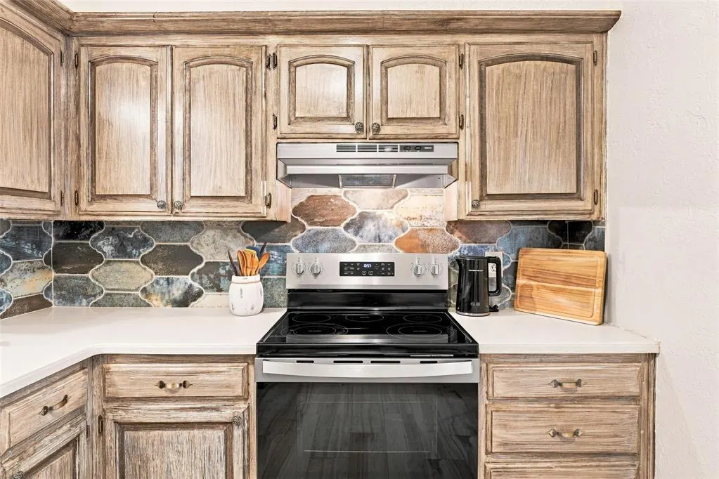 Photo 13 — 602 Annawood Drive, Yukon, OK 73099