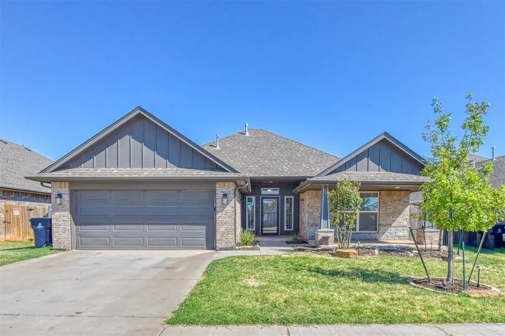 Front exterior — 8913 SW 42nd Street, Oklahoma City, OK 73179