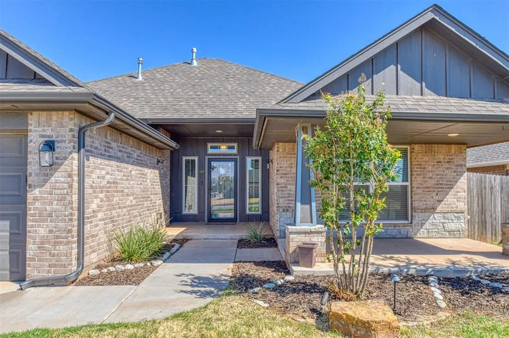 Photo 4 — 8913 SW 42nd Street, Oklahoma City, OK 73179