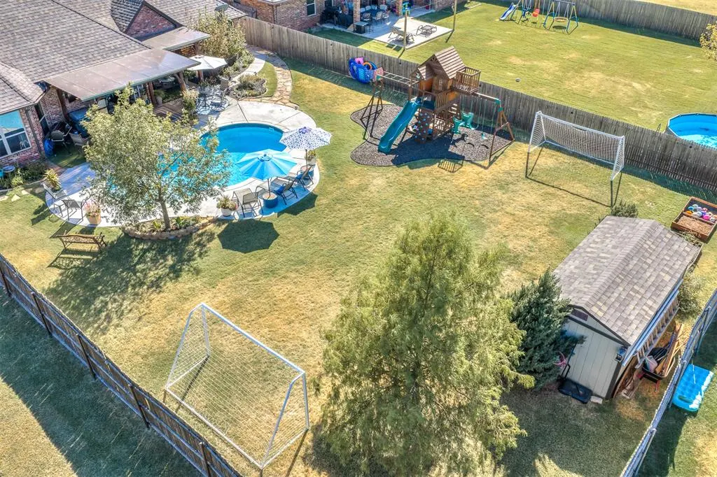 Photo 41 — 13317 NW 3rd Street, Yukon, OK 73099