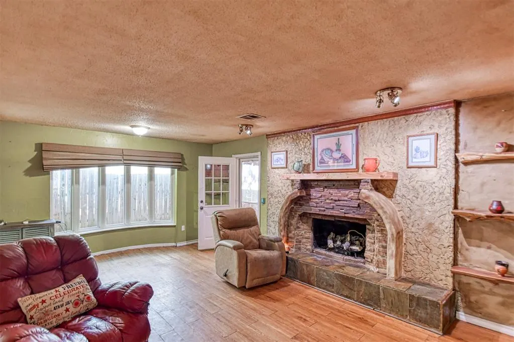 Photo 11 — 1601 SW 87th Street, Oklahoma City, OK 73159