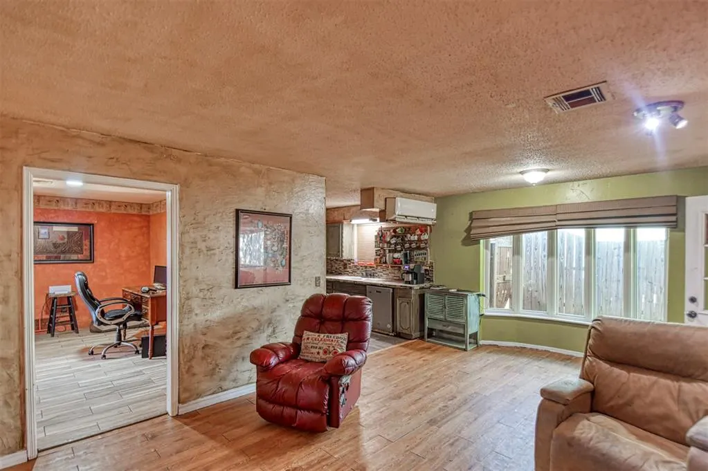 Photo 13 — 1601 SW 87th Street, Oklahoma City, OK 73159