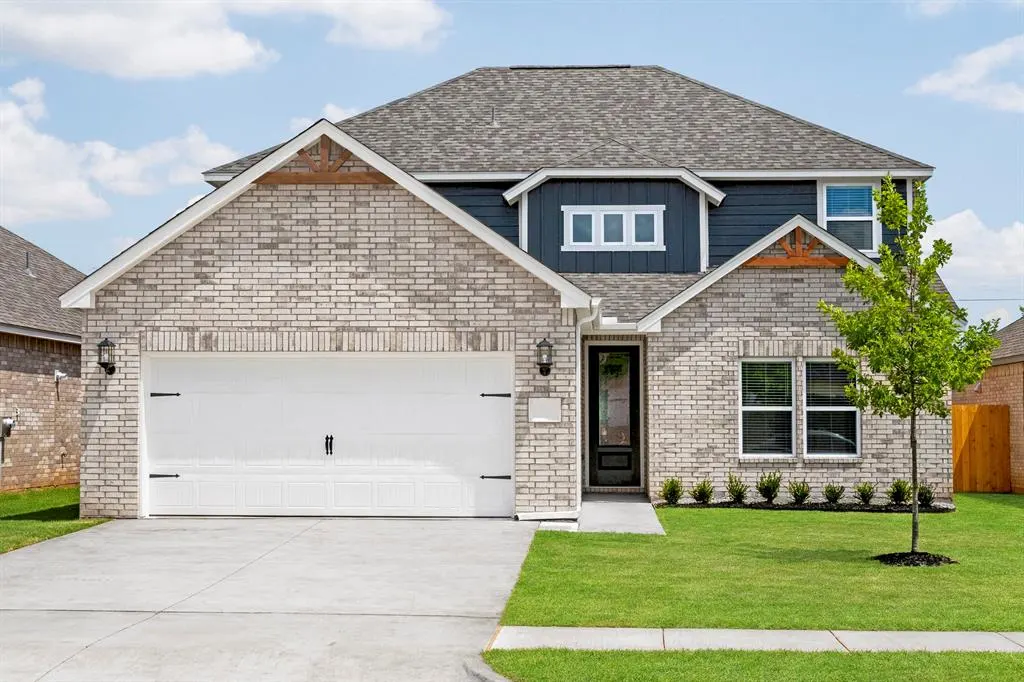 Front exterior — 12013 SW 30th Street, Yukon, OK 73099