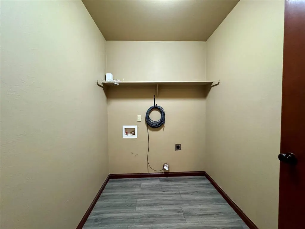 Photo 6 — 1607 E Lawter Road, Weatherford, OK 73096