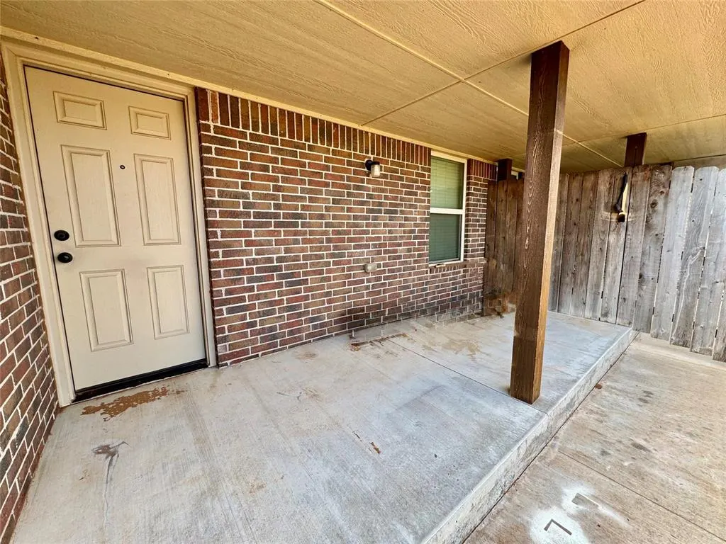 Photo 11 — 1607 E Lawter Road, Weatherford, OK 73096