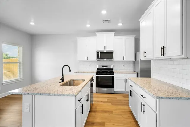 Photo 3 — 12001 SW 30th Street, Yukon, OK 73099