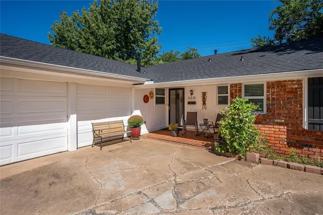 Photo 2 — 5615 NW 37th Street, Warr Acres, OK 73122